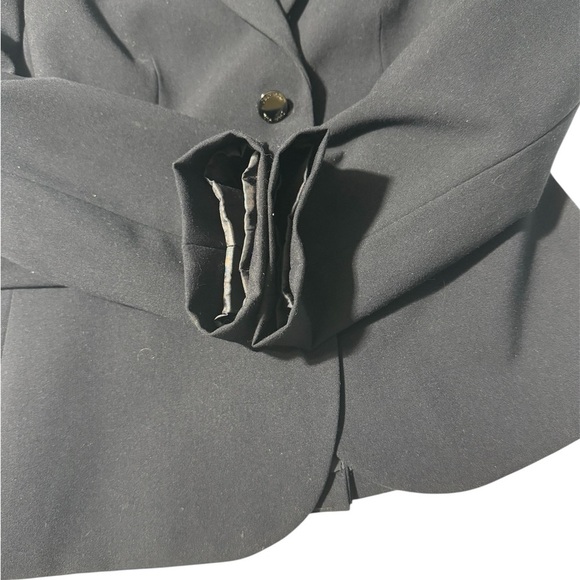 Calvin Klein Blazer 2 button Navy Blue Shoulder Pads Satin Lined Size 4 - Picture 6 of 14